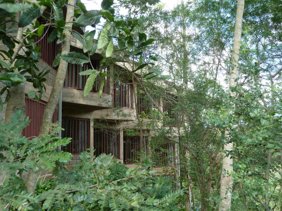 villa rockstop falls Nairobi Exteriör bild